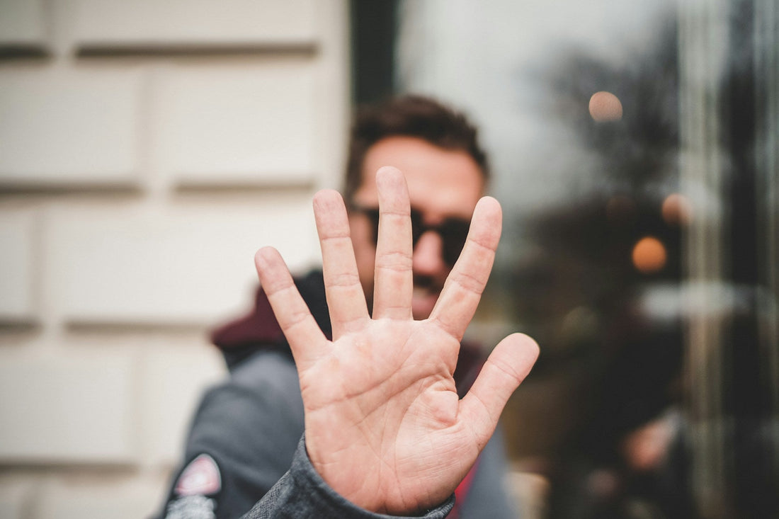 Le pouvoir du non : comment protéger votre bien-être moral en fixant des limites