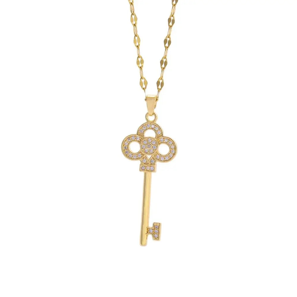 Key pendant necklace